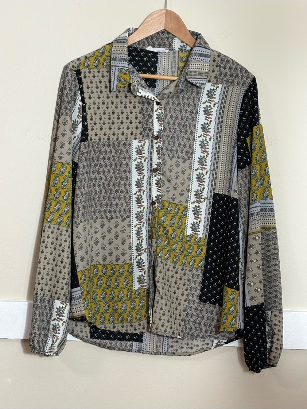 Bucketlist Patchwork Paisley Boho Button Down Blouse Mustard L - Picture 2 of 9